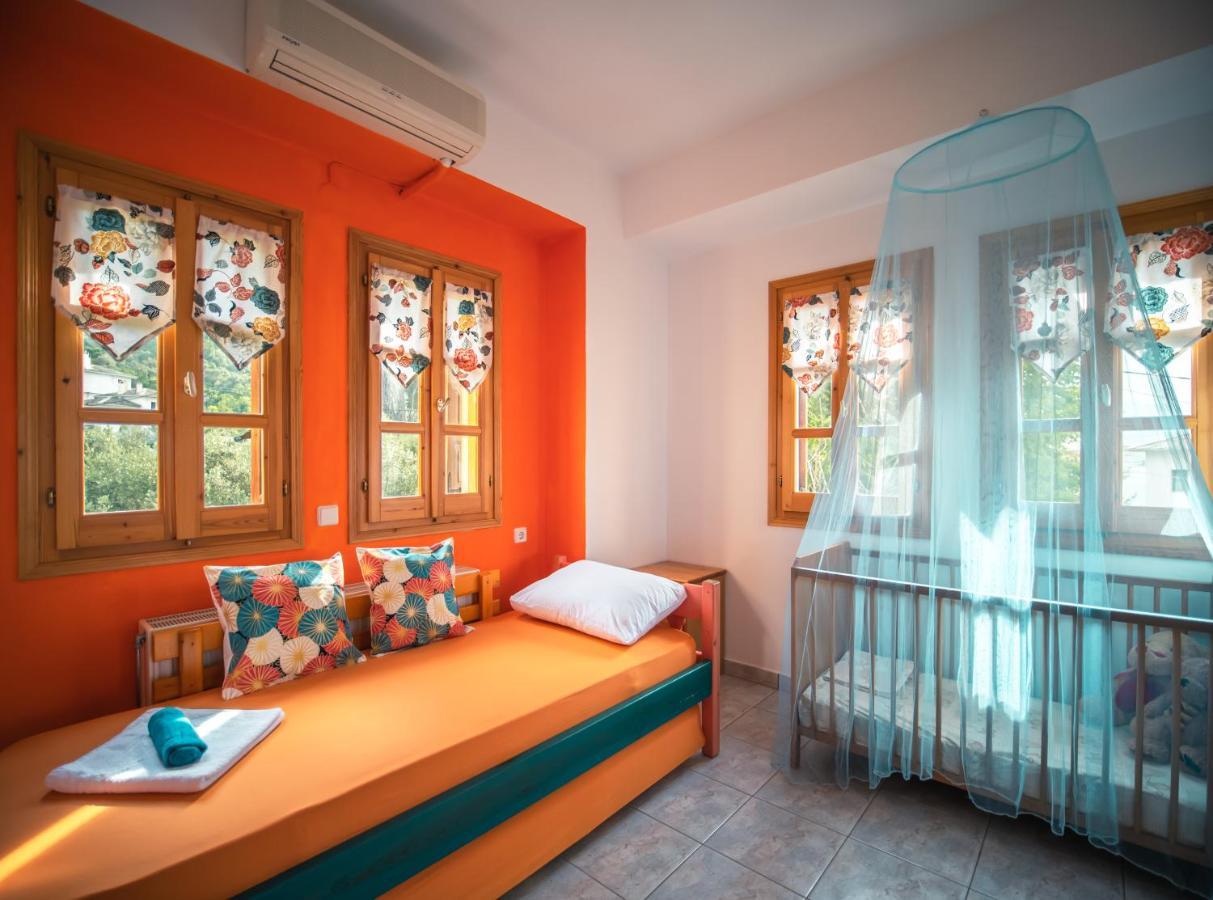 Orange House For Big Families In Damouchari - Delicious Houses Exterior foto