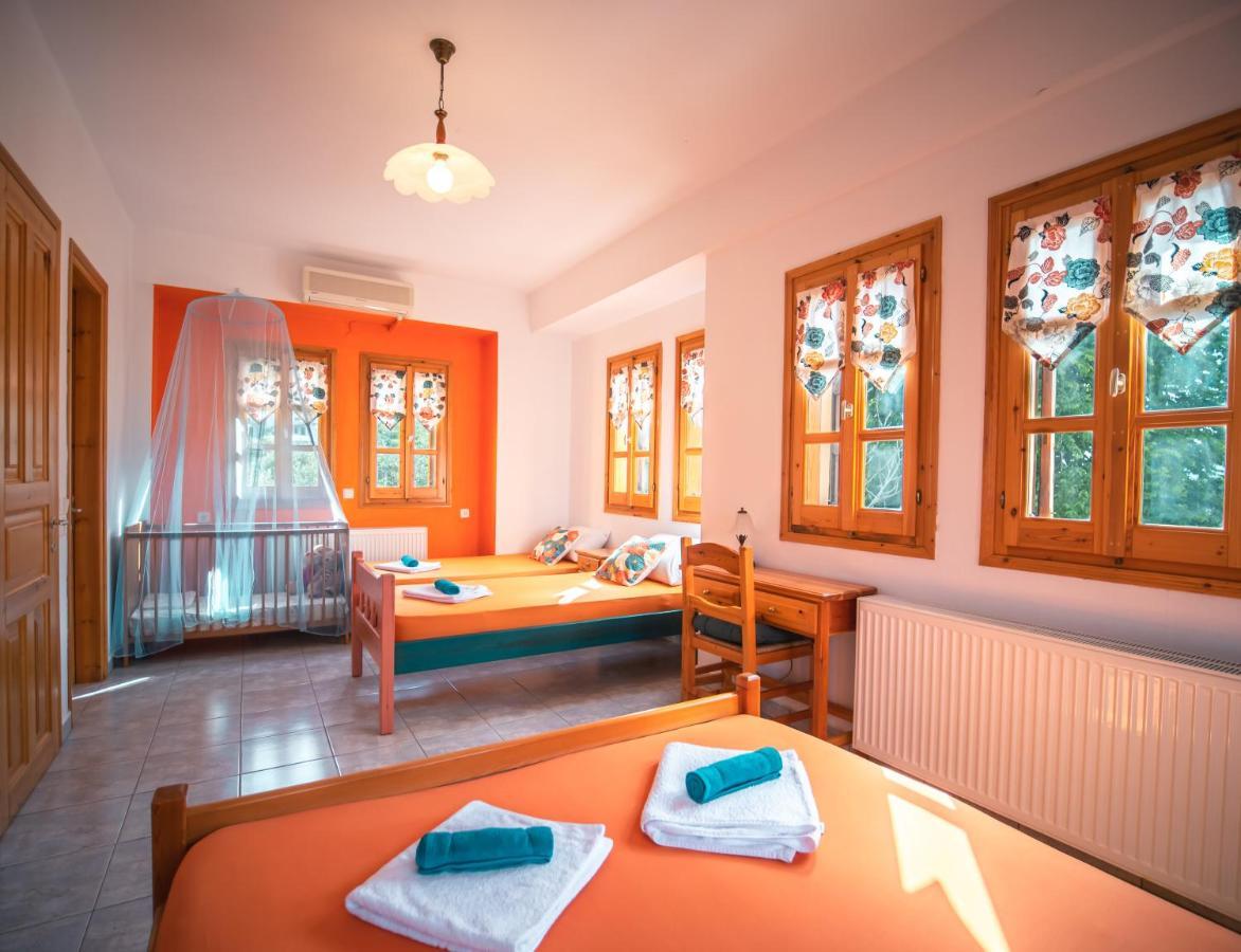 Orange House For Big Families In Damouchari - Delicious Houses Exterior foto